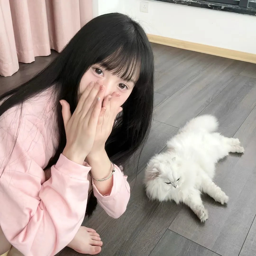 女机械人
